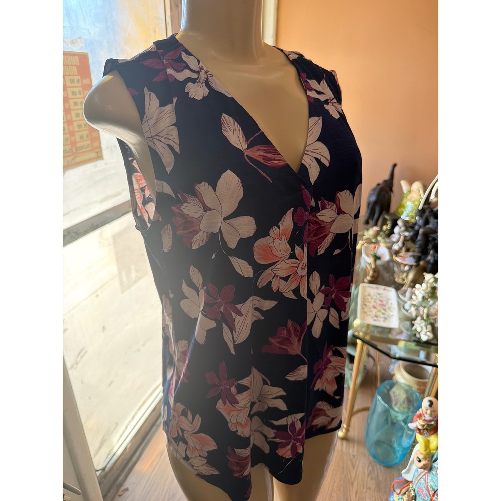 Naïf Navy‎ Blue Floral V-Neck Sleeveless Blouse Top Pink White Flowers Large
